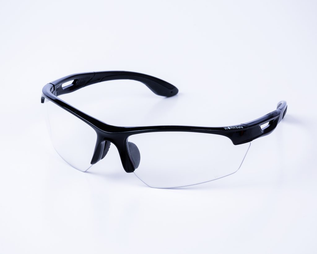 Worksafe® Aero, Glossy Black Frame, Black Tip Nosepad, Clear Anti-Fog Lens