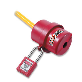 Master Lock Plug Lock Out (120V-240V)