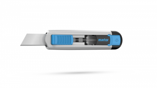 MARTOR RETAIL PACK SECUNORM 540 WITH STYROPOR BLADE NO. 7940 (1 KNIVE+ 10 BLADE IN PACK)