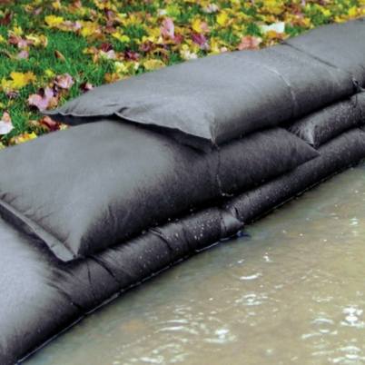 PIG® WATER-ACTIVATED FLOOD BAG, 26X15X.25IN 10/BAG